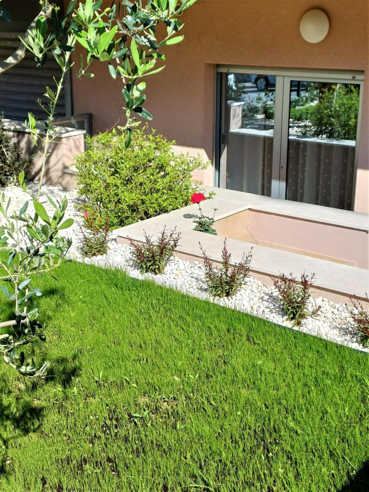 Apartment Zenta With Free Private Parking Split Extérieur photo