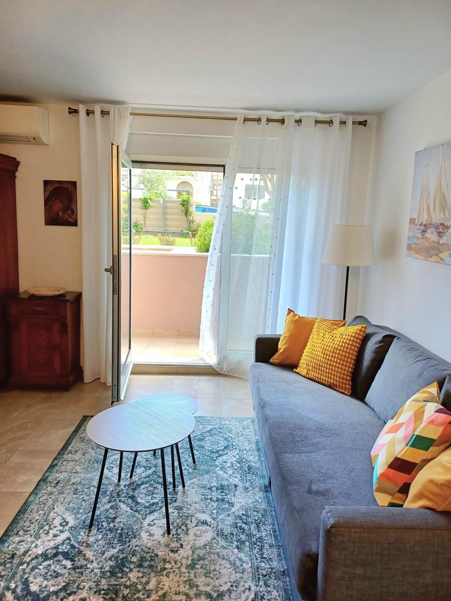 Apartment Zenta With Free Private Parking Split Extérieur photo