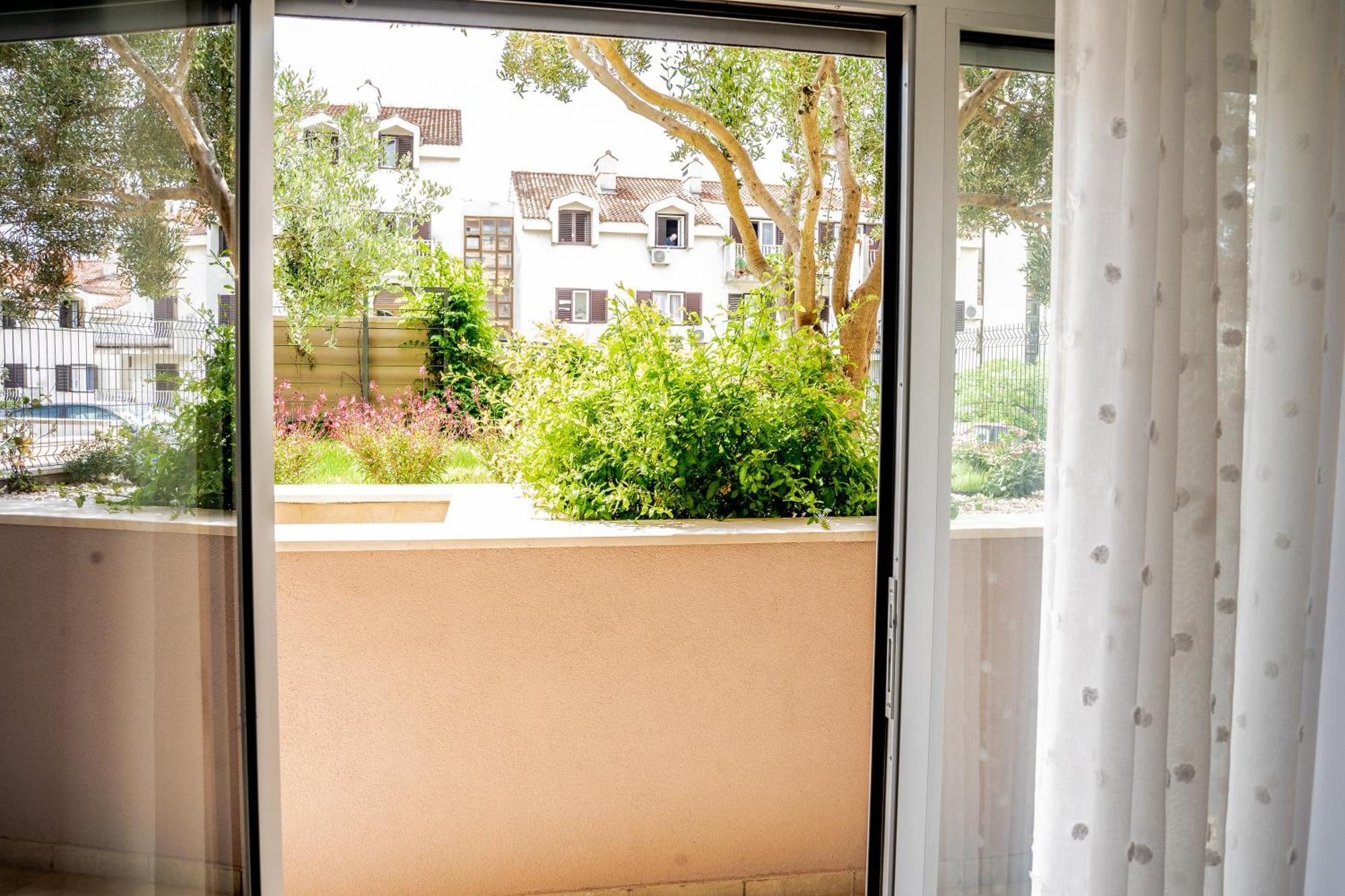 Apartment Zenta With Free Private Parking Split Extérieur photo