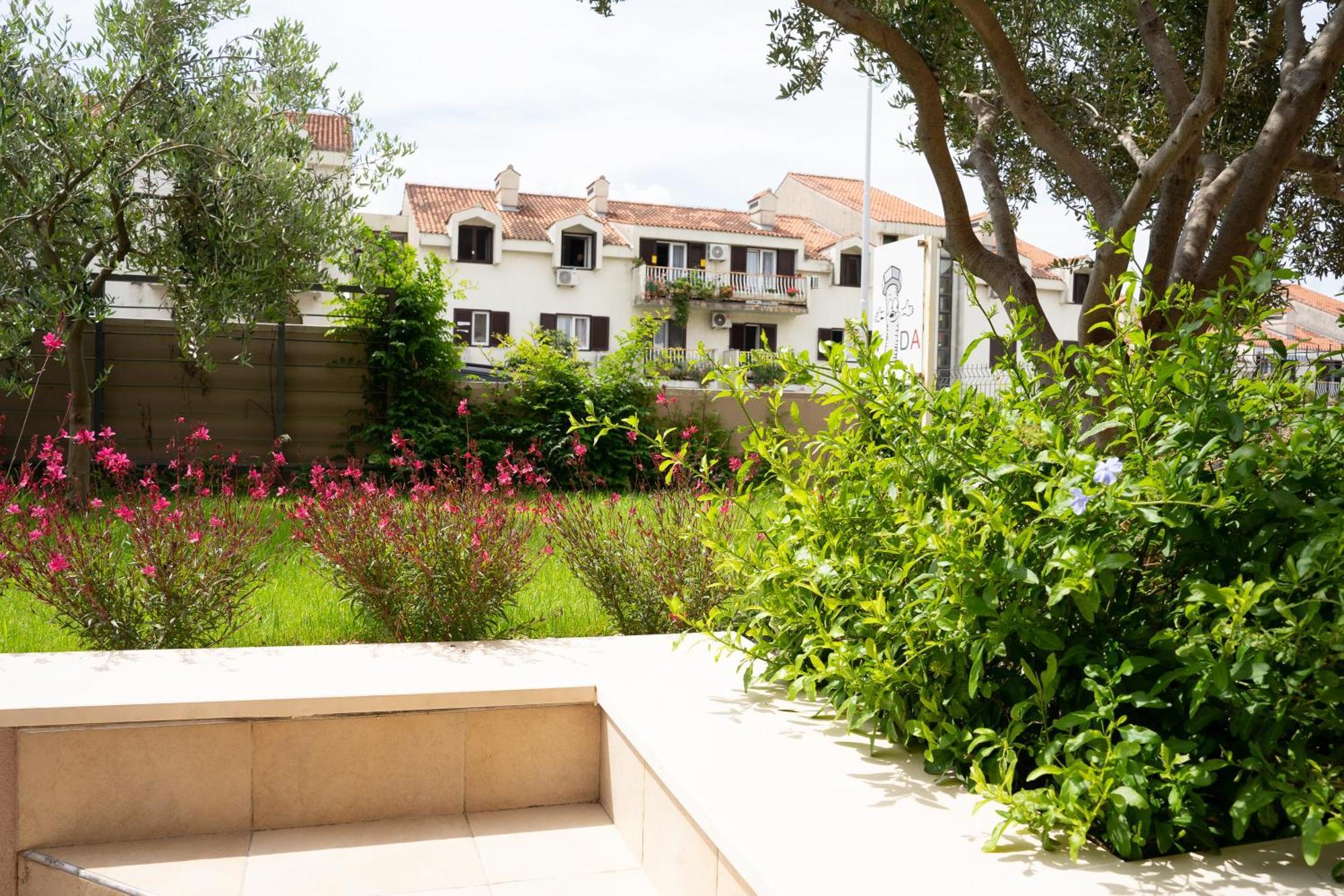 Apartment Zenta With Free Private Parking Split Extérieur photo